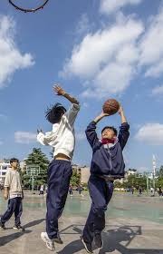 杰拉德·马丁：看了皇马比赛但意义不大，因为黄潜也紧追不舍